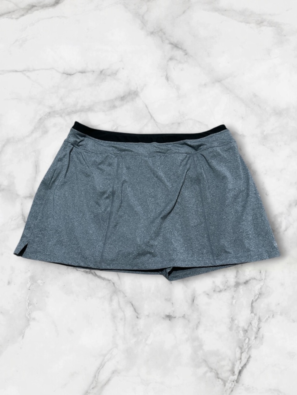 Full Beauty sport grey mini elastic waist skort size 26/28